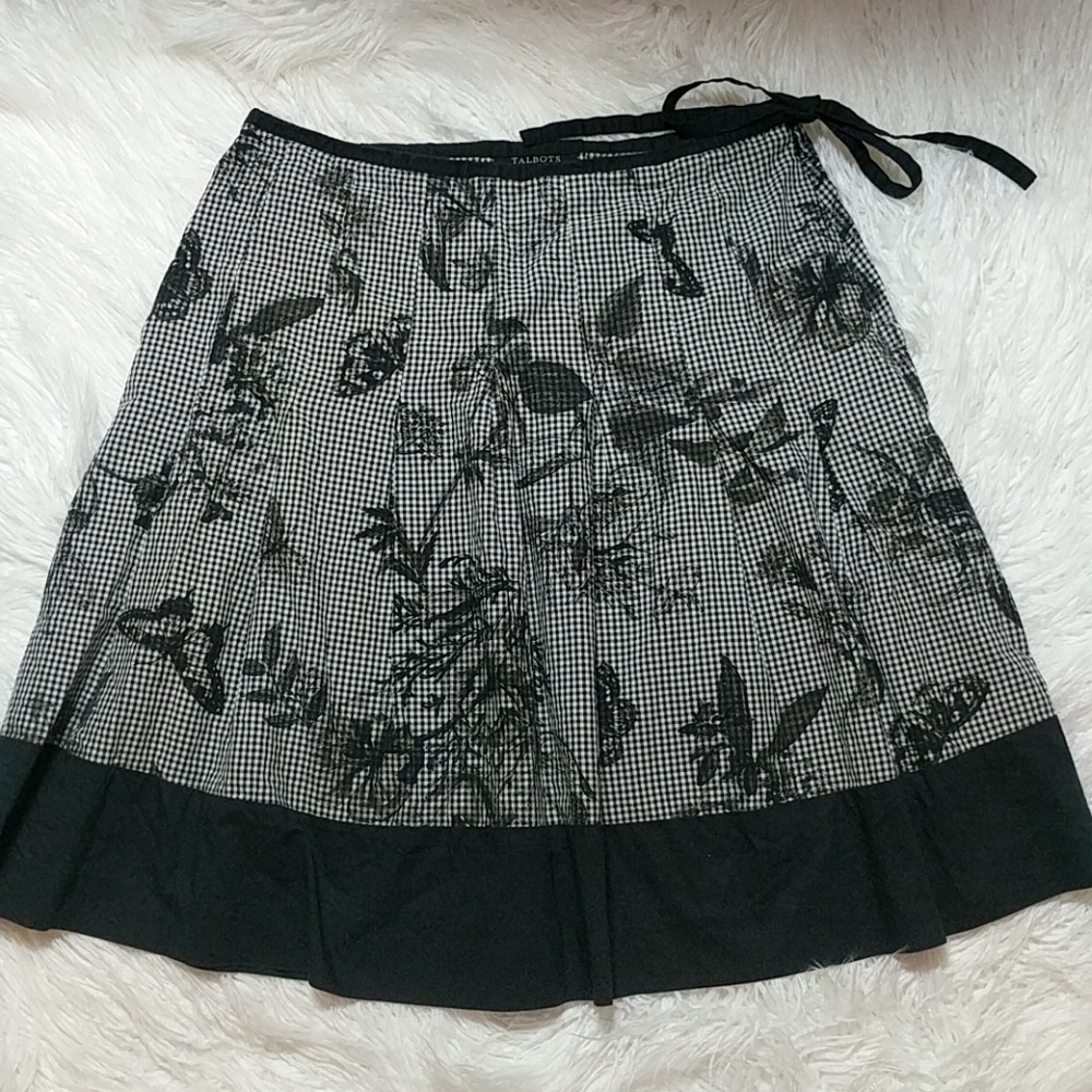 Talbots Black and White Skirt